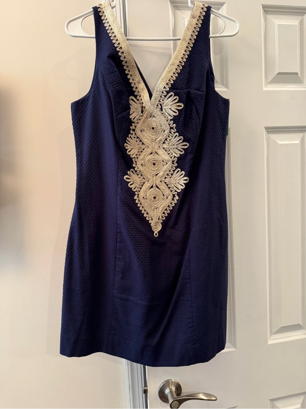 Lilly Pulitzer nwt Navy V-Neck Embroidered Sleeveless Dress